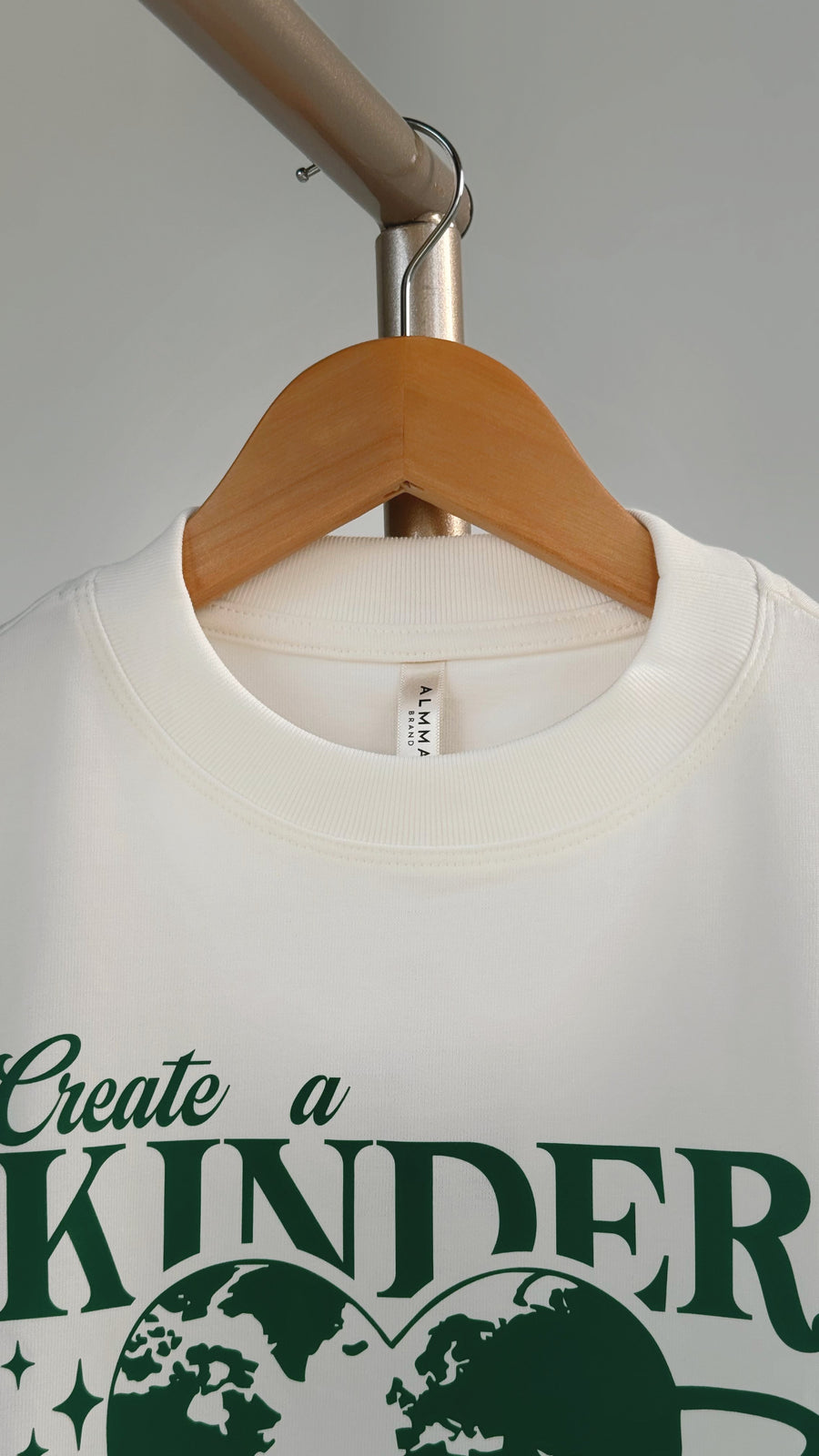 Crop Top Kinder planet (S-M-L)